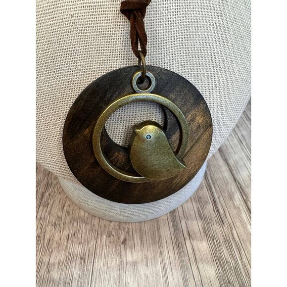 Bird Wood Necklace Brown Antique Gold Necklace Boho Fashion NEW FAST SHIP - Picture 1 of 5